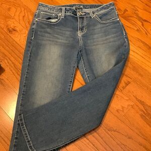 APT 9 denim Capri with bling